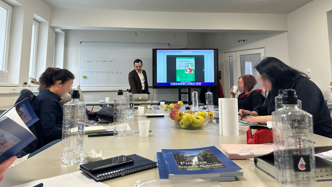 Romanian Teachers Respond Enthusiastically to Training Workshops